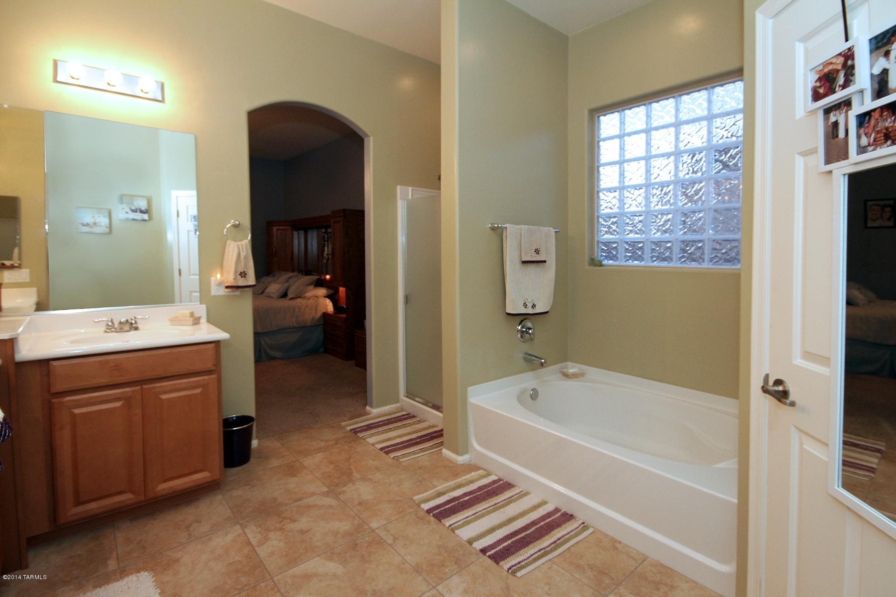 7741 East Jack Oak Road Tucson, AZ 85756 - Photo 12 of 37 Gallery Image 12