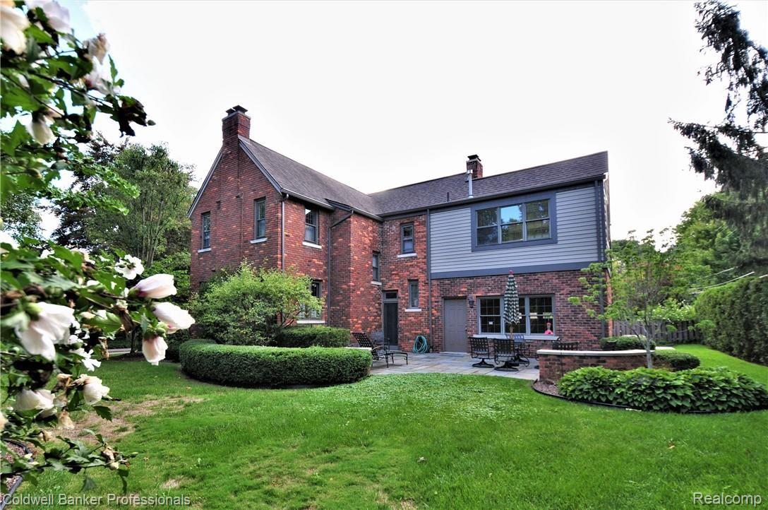 70 Colonial Road Grosse Pointe, MI 48236 - Photo 35 of 38 51.JPG