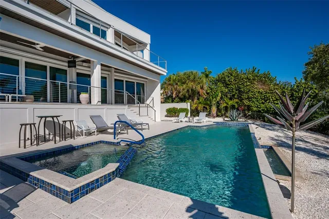 $9,650,000 | 222 Morningside Drive, Sarasota, FL 34236