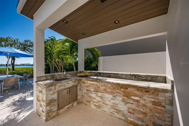 $9,650,000 | 222 Morningside Drive, Sarasota, FL 34236