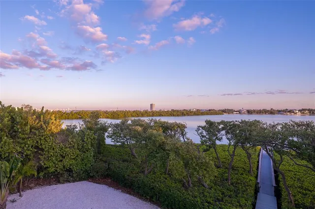 $9,650,000 | 222 Morningside Drive, Sarasota, FL 34236