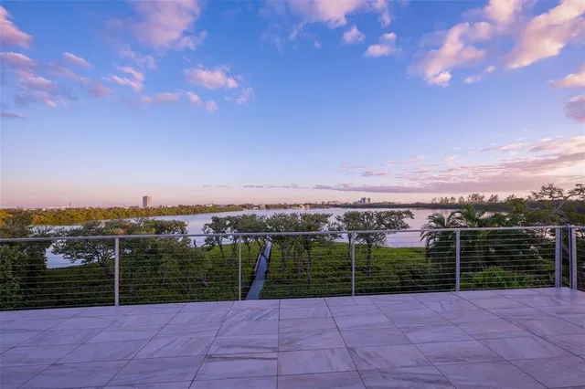 $9,650,000 | 222 Morningside Drive, Sarasota, FL 34236