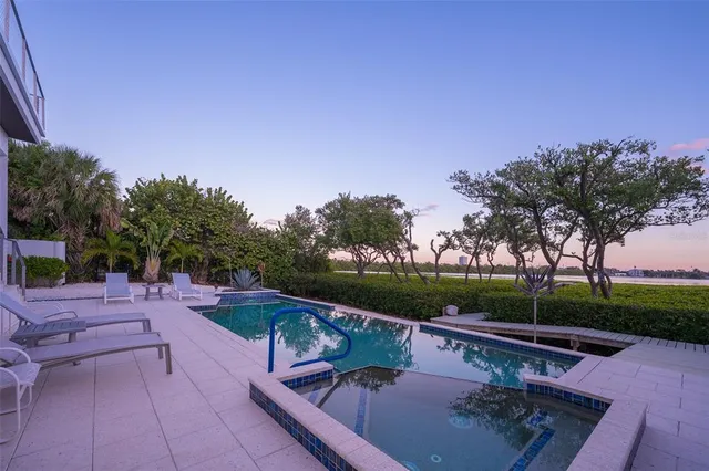 $9,650,000 | 222 Morningside Drive, Sarasota, FL 34236