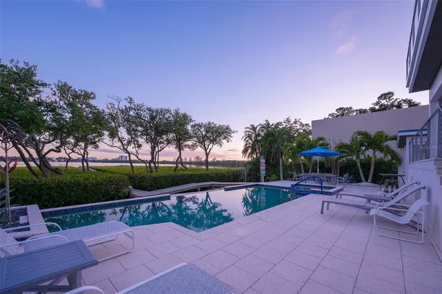 $9,650,000 | 222 Morningside Drive, Sarasota, FL 34236