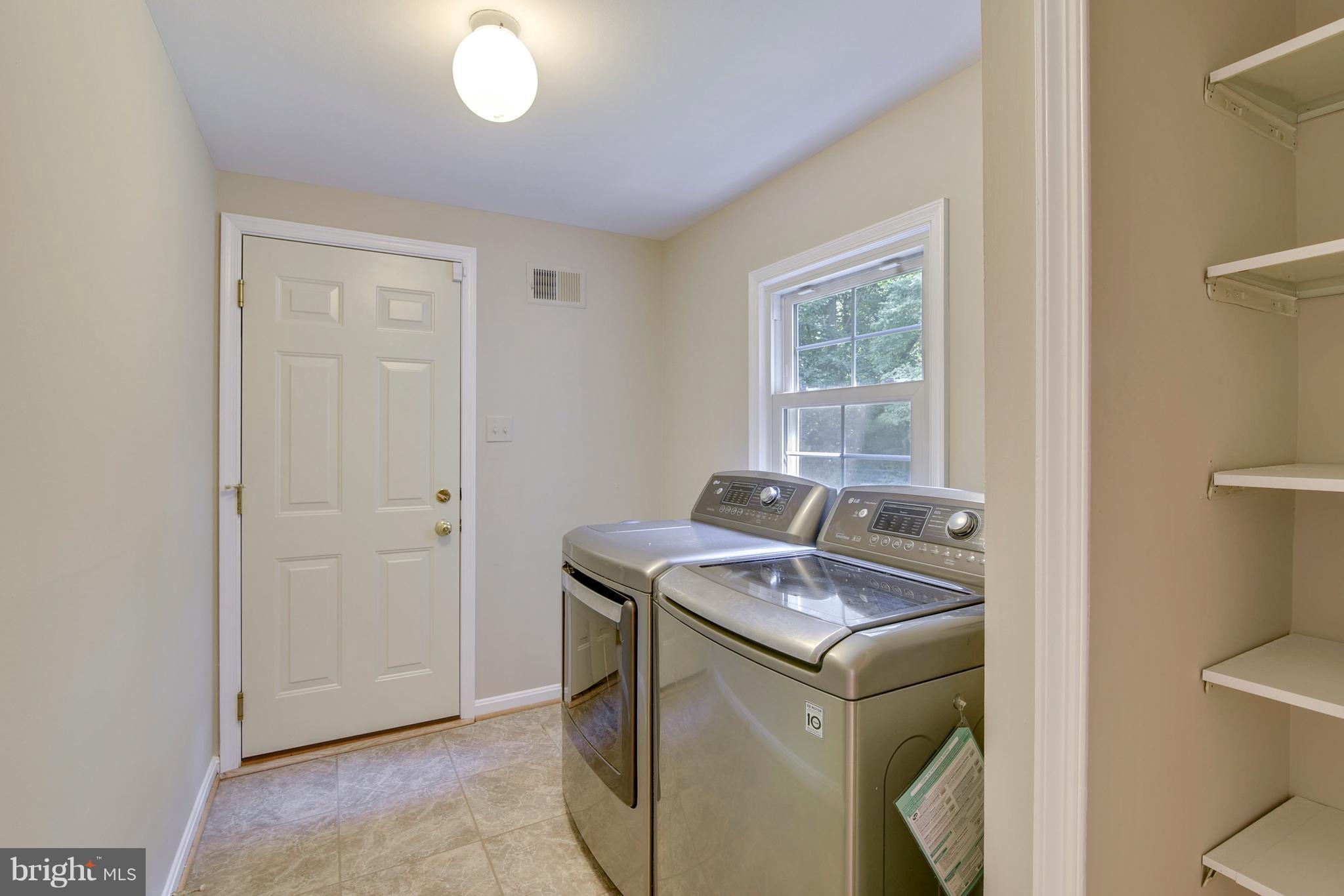 11797 Grey Birch Place Reston, VA 20191 - Photo 12 of 30 Mud room/Laundry room