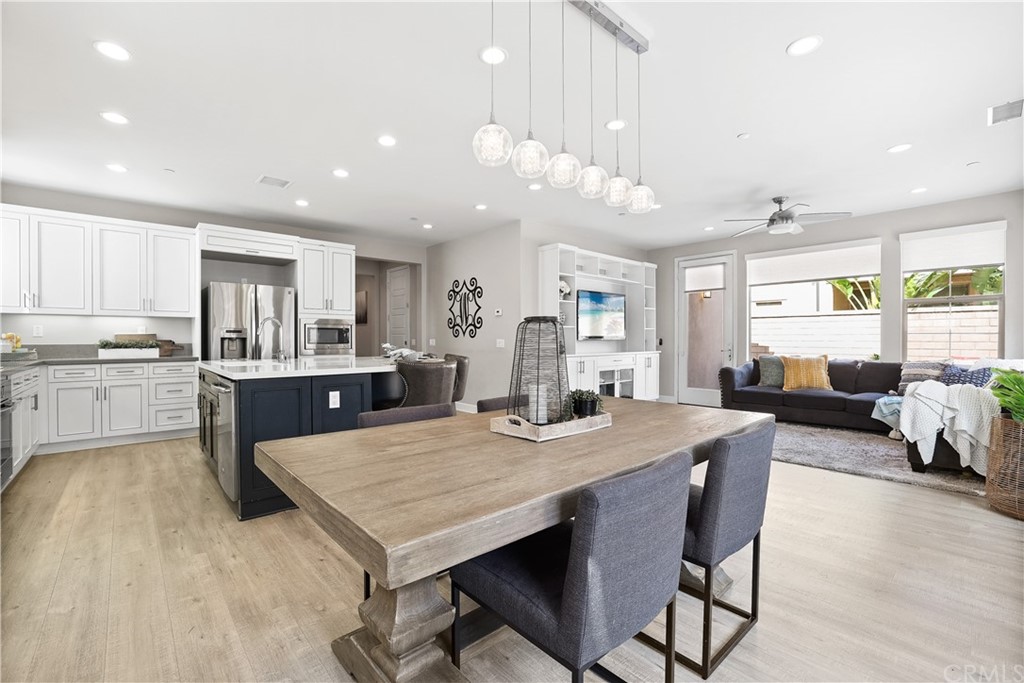 26 Lilac Lake Forest, CA 92630 - Photo 10 of 52