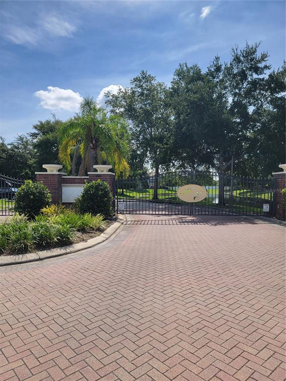 4113 Hedge Maple Place Winter Springs, FL 32708 - Photo 20 of 31 a view of a backyard