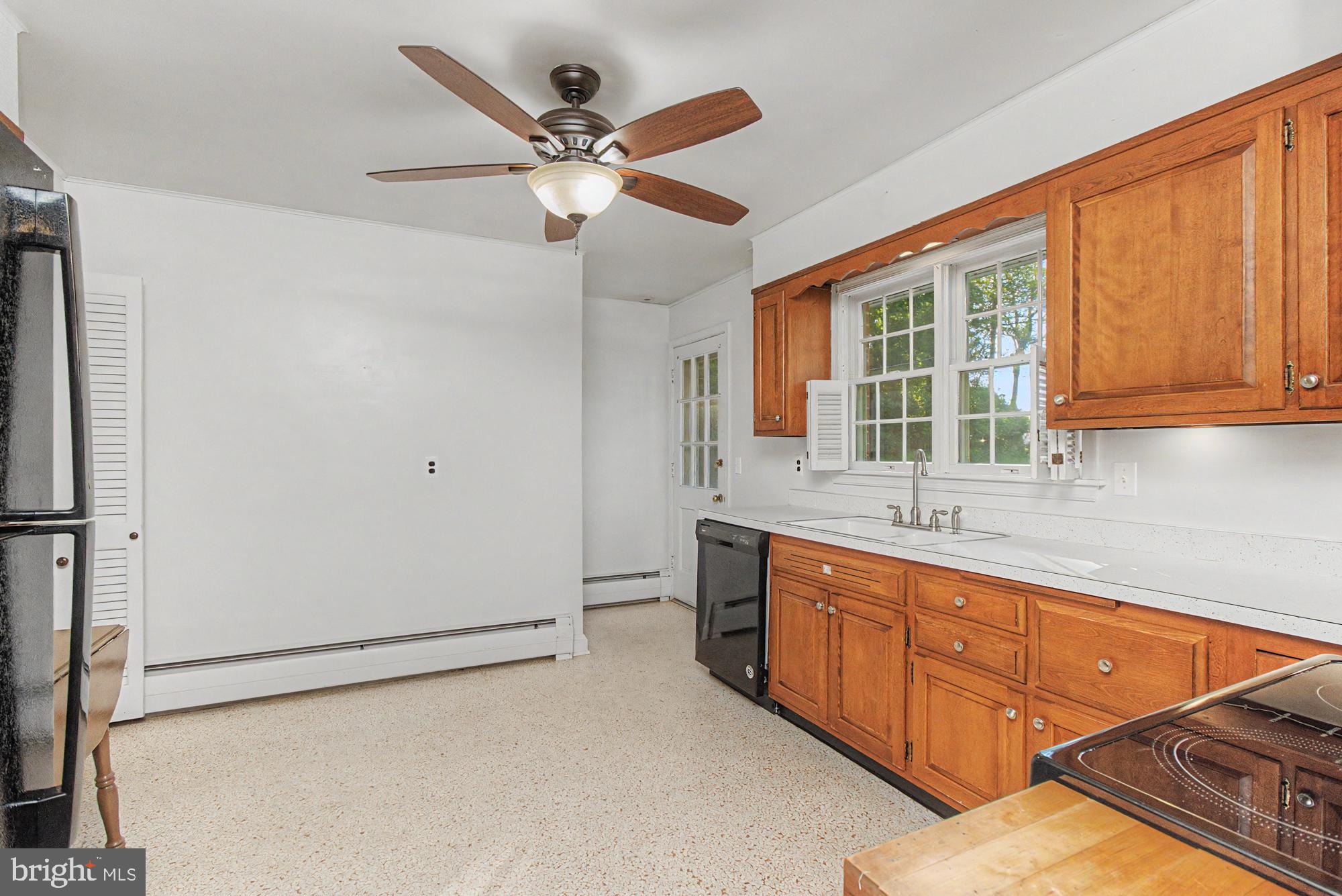 4602 Langshire Road Baldwin, MD 21013 - Photo 18 of 49 Bright and inviting kitchen space.