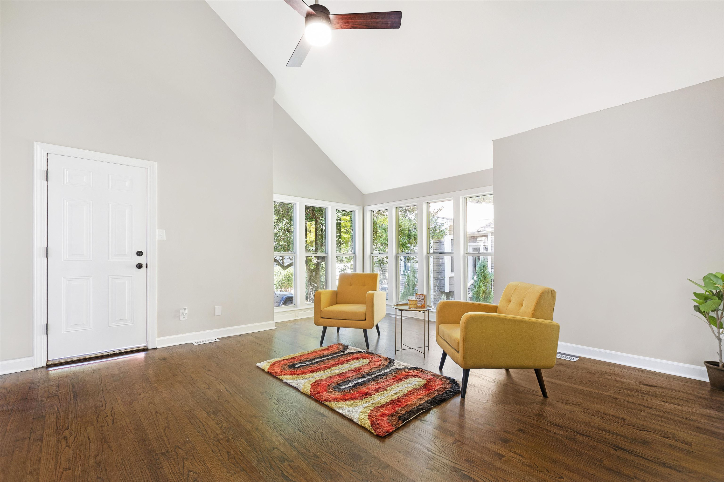 5820 Sentinel Drive Raleigh, NC 27609 - Photo 4 of 29 Photo 4