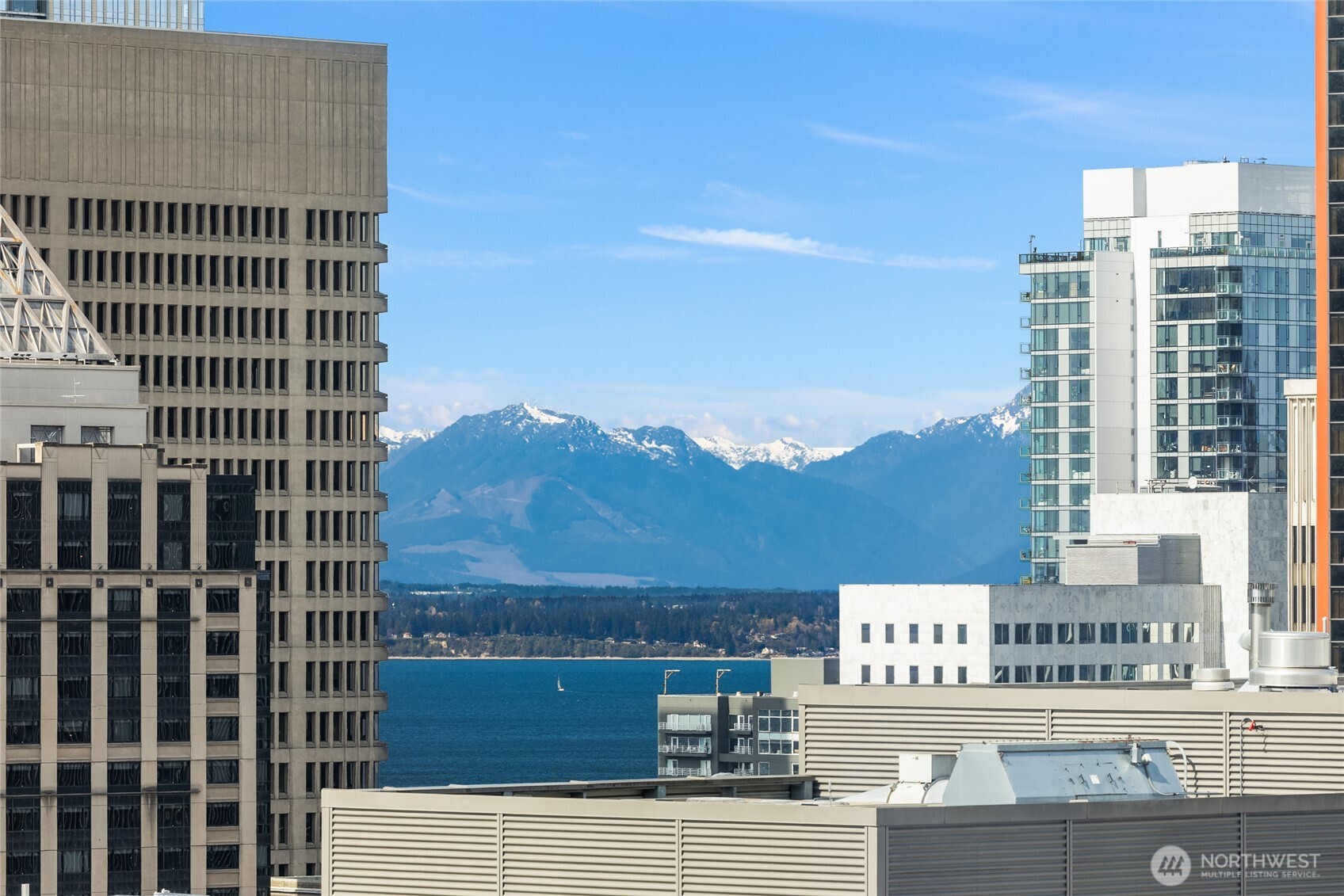 800 Columbia Street, Unit 1703 Seattle, WA 98104 - Photo 6 of 28