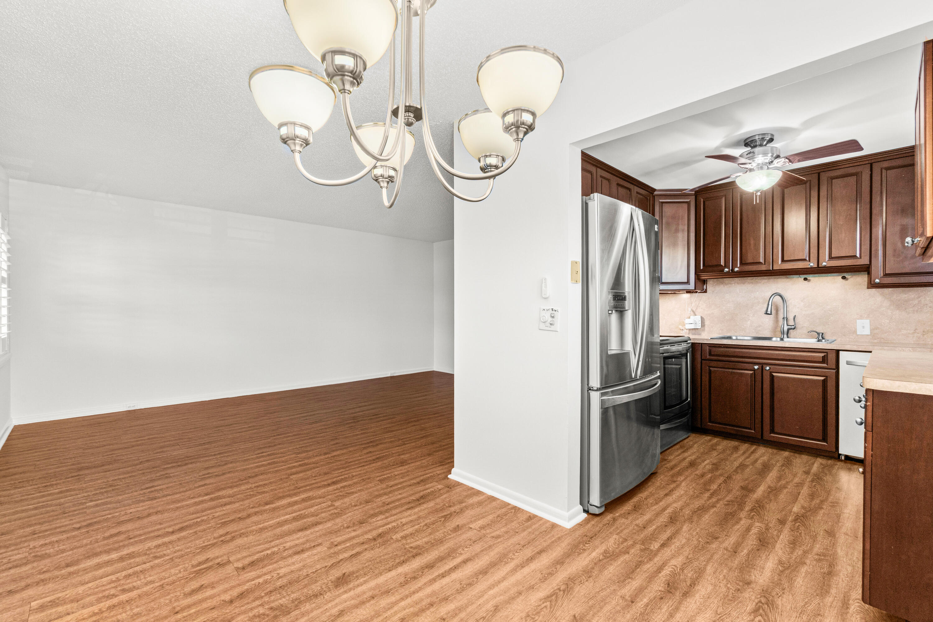 434 Mansfield K Boca Raton, FL 33434 - Photo 12 of 34 009-434MansfieldK-BocaRaton-FL-33434-FUL