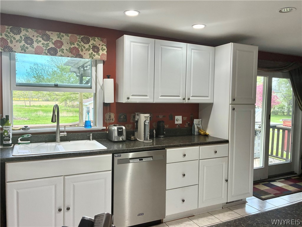 3979 Ridge Lea Drive Newfane, NY 14094 - Photo 16 of 50 SINK OVERLOOKS REAR YARD - BI DISHWASHER