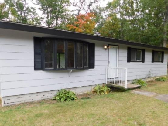 867 Skocelas Road North Manistee, MI 49660 - Photo 1 of 13 DSCN6131 (2)