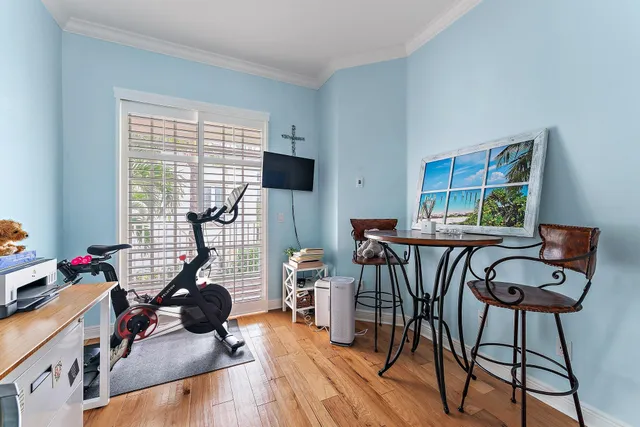 $900,000 | 455 Ocean Ridge Way, Juno Beach, FL 33408