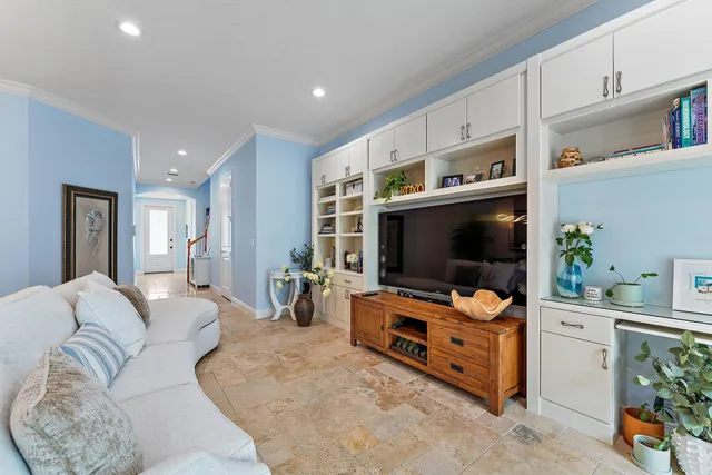 $900,000 | 455 Ocean Ridge Way, Juno Beach, FL 33408