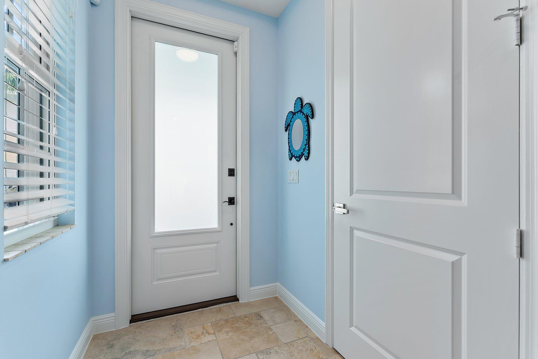 455 Ocean Ridge Way Juno Beach, FL 33408 - Photo 8 of 39 a view of walk in closet