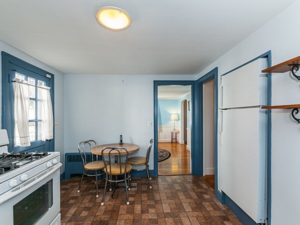 30 Oakmont Road Newton, MA 02459 - Photo 9 of 24