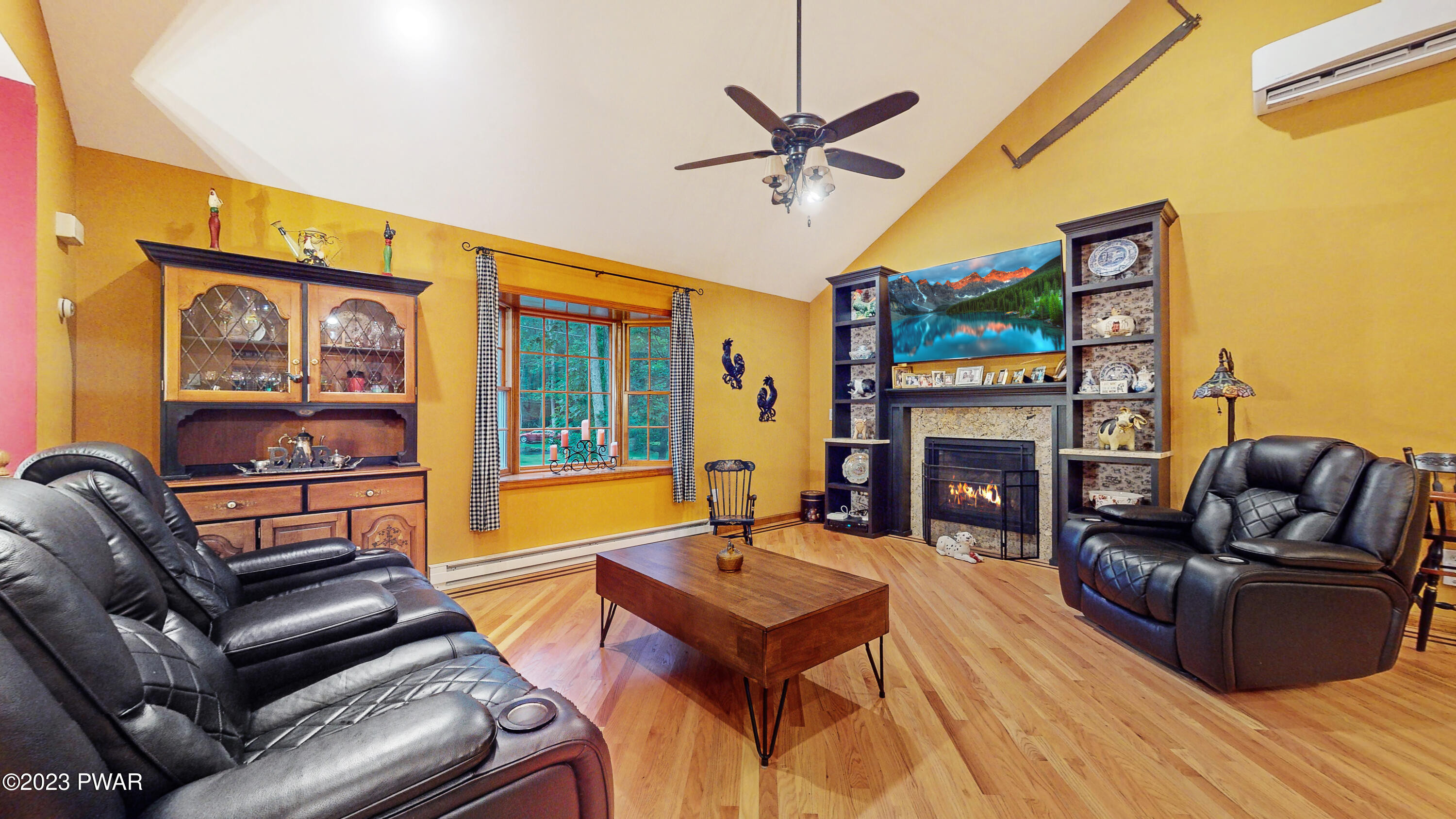 115 Hickory Road Milford, PA 18337 - Photo 3 of 55 Feature Photo: Living Room