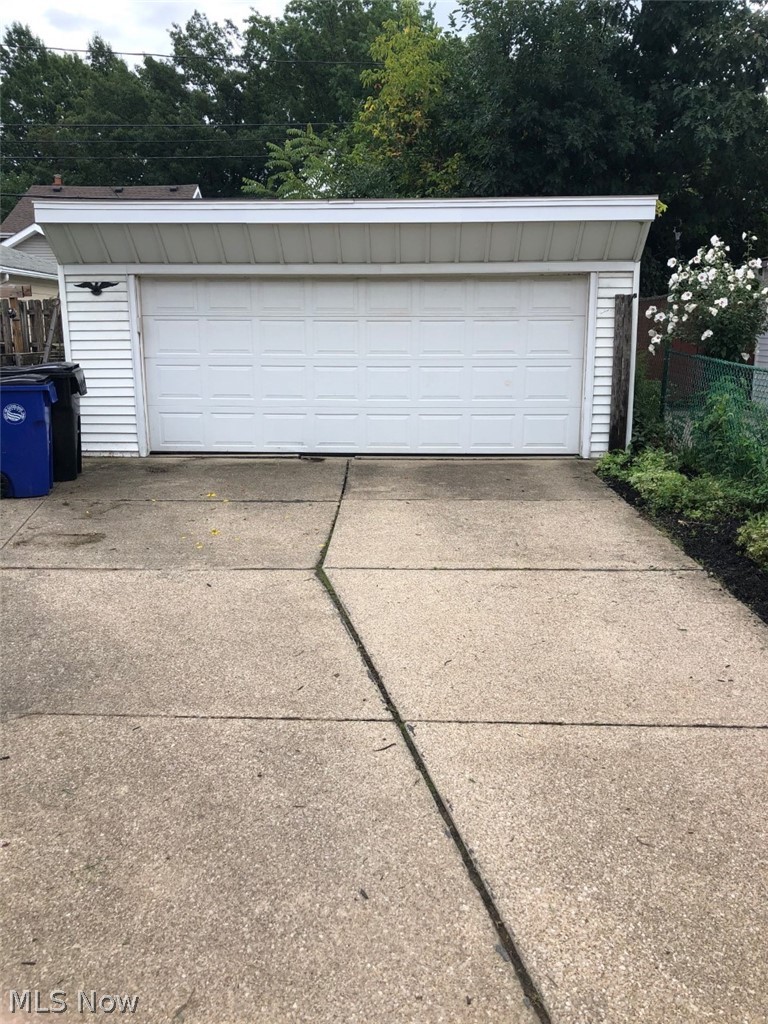 3239 Berea Road Cleveland, OH 44111 - Photo 2 of 14 Gallery Image 2