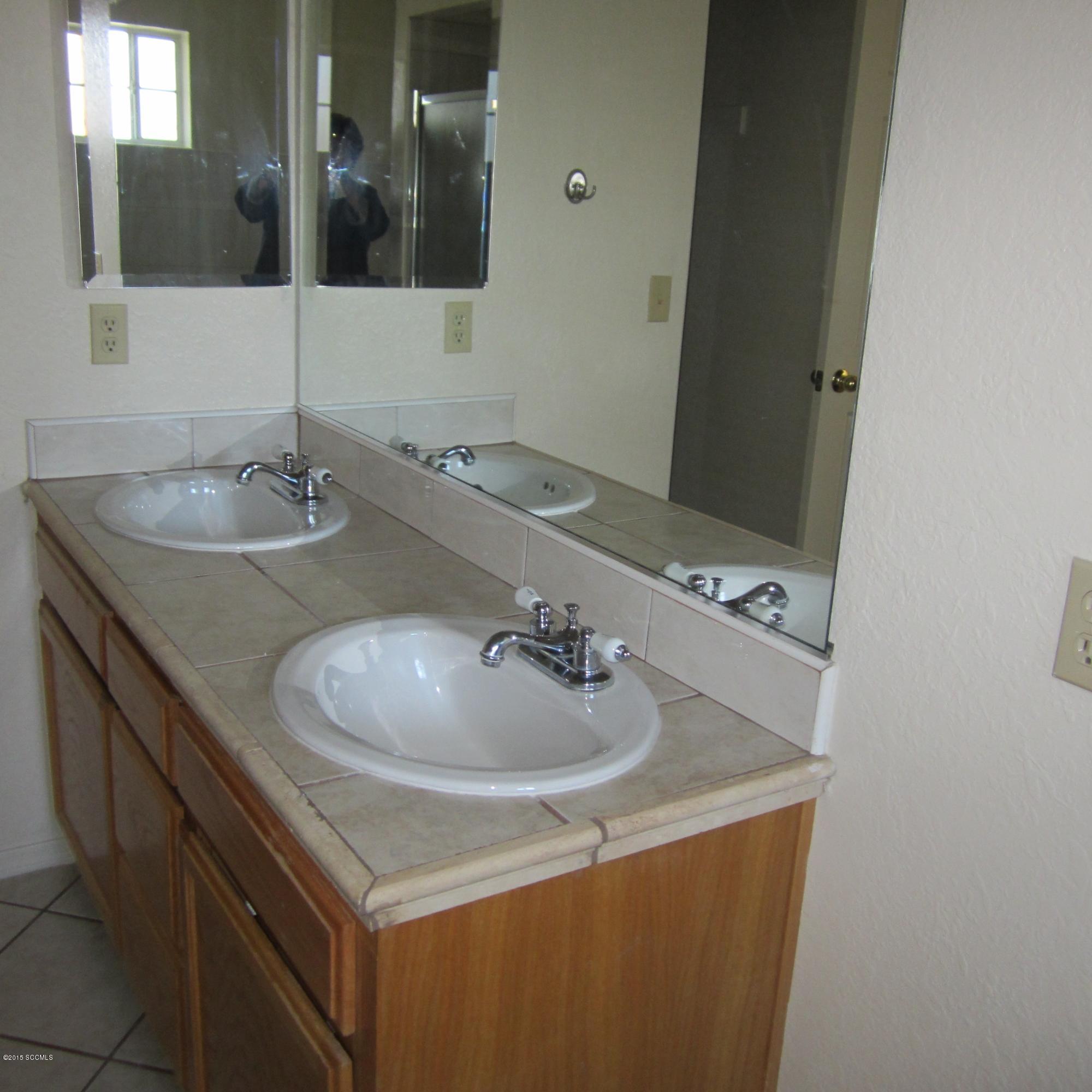 431 North Adams Street Nogales, AZ 85621 - Photo 10 of 14