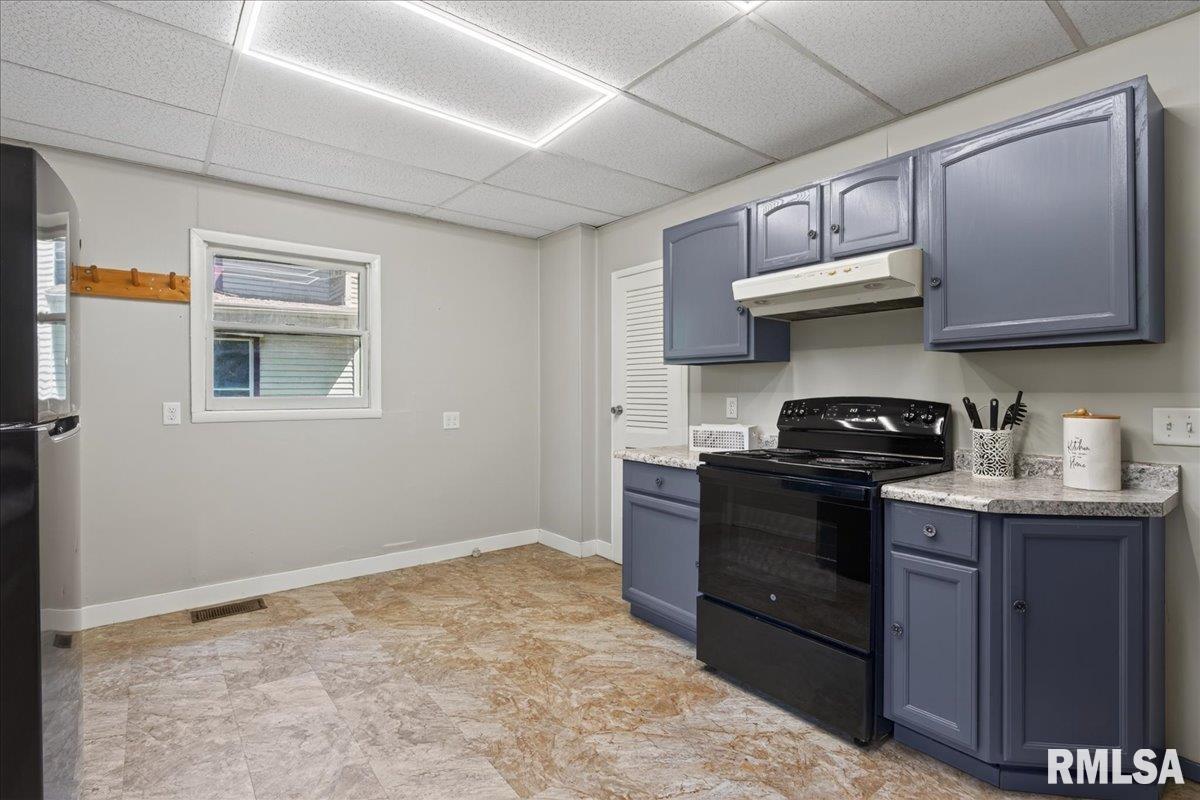 1023 West Governor Street Springfield, IL 62704 - Photo 12 of 36 Gallery Image 12