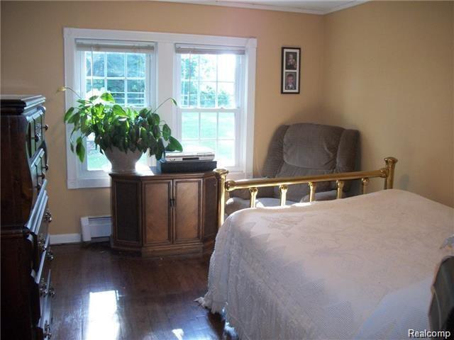 3430 Coon Road Gregory, MI 48137 - Photo 12 of 25 12 Bedroom 2.jpg