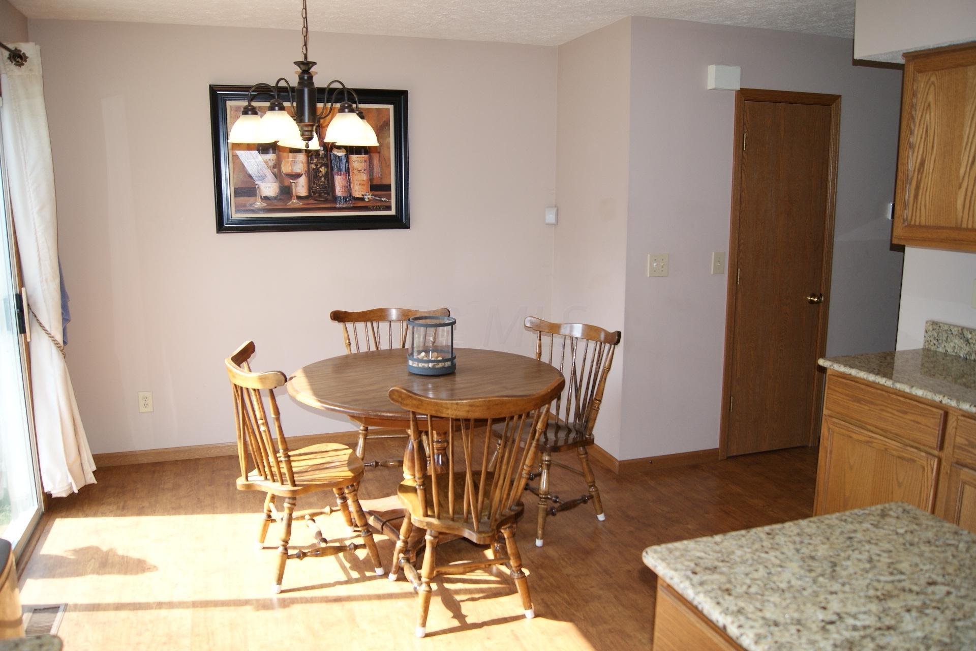 834 Riggsby Road Galloway, OH 43119 - Photo 8 of 23 Gallery Image 8