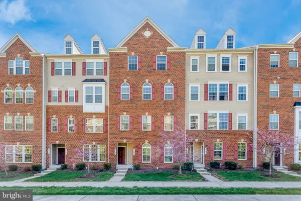 $399,900 | 3544 Briarwood Drive, Dumfries, VA 22026