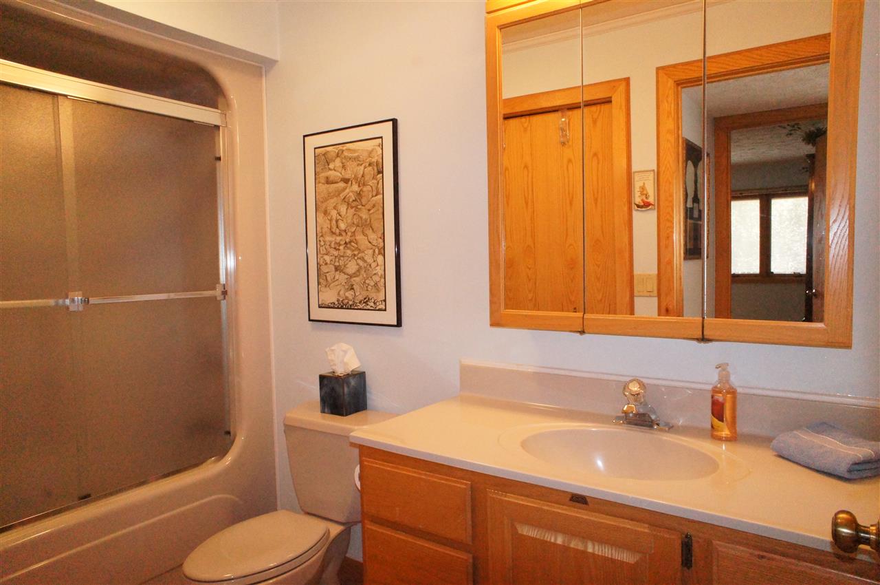 6438 Mission Ridge Traverse City, MI 49686 - Photo 27 of 31 1831257-26.JPG