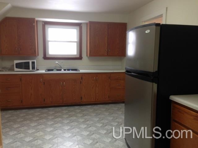 434 Jasper Street Ishpeming, MI 49849 - Photo 3 of 14 Gallery Image 3