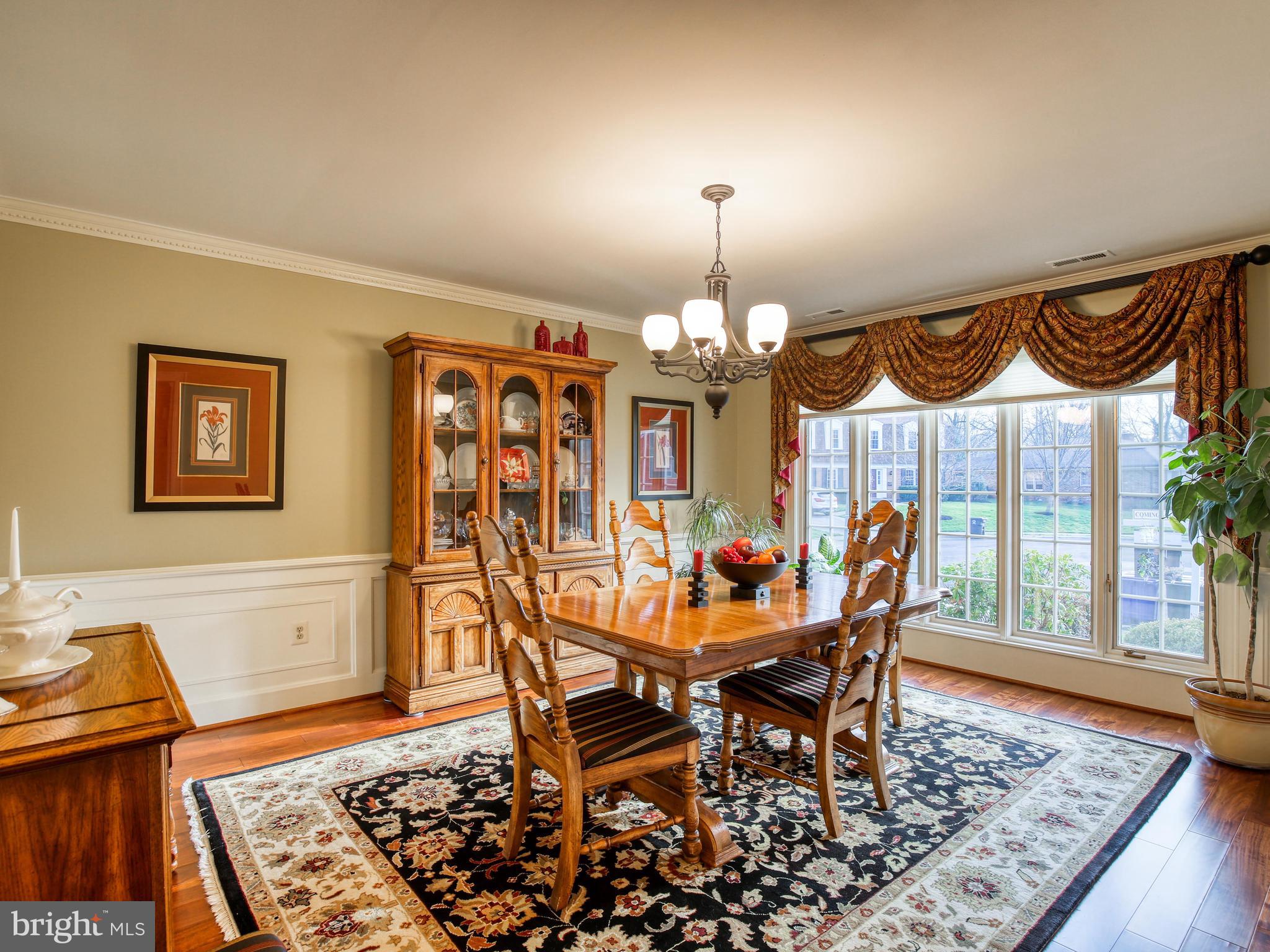 423 Mosby Drive Southwest Leesburg, VA 20175 - Photo 20 of 42 Dining Room