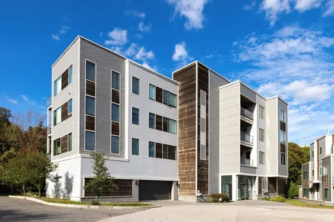$575,000 | 20 Taft Hill Park, Unit 5, Boston, MA 02131