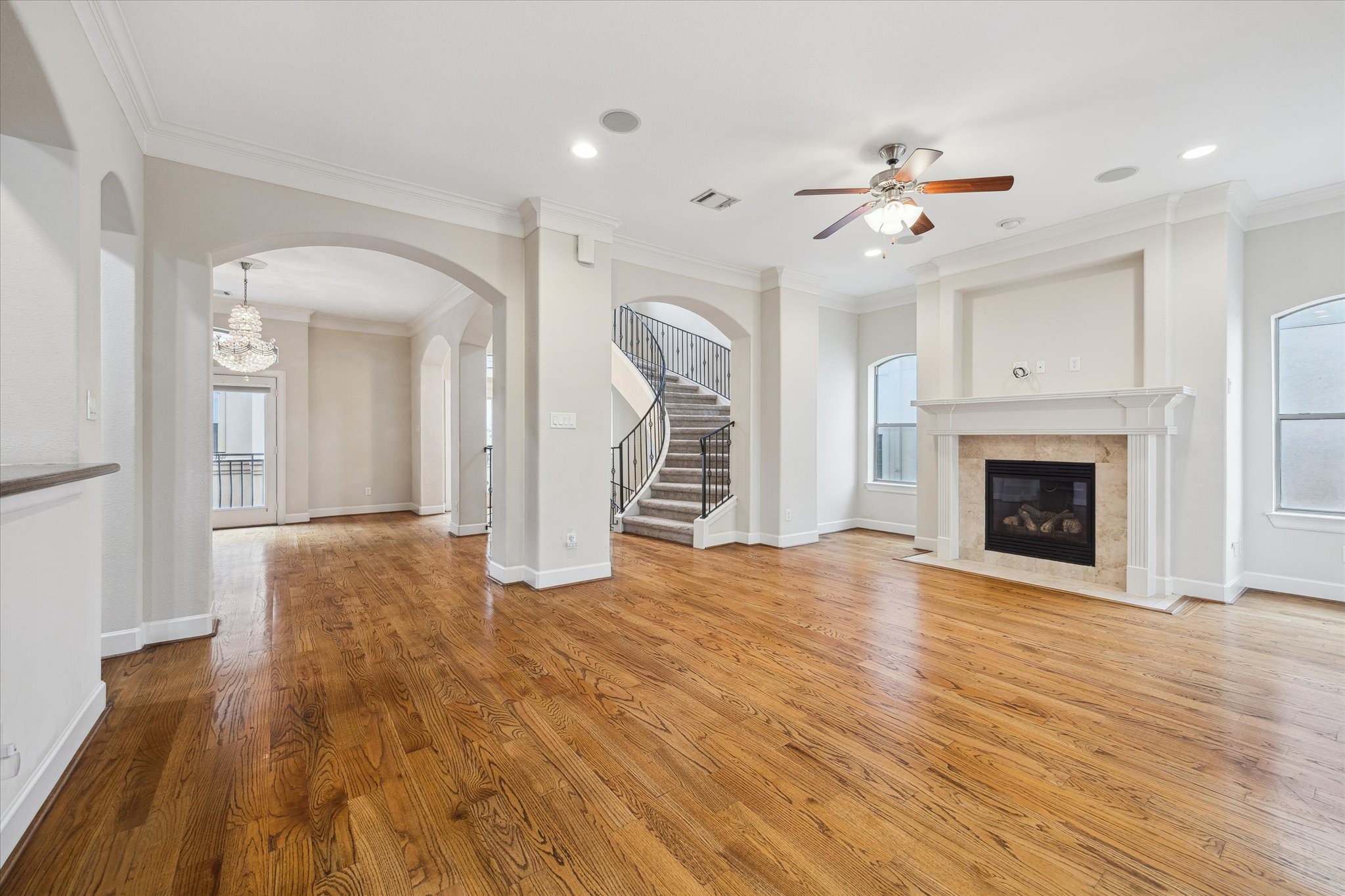 607 Oakley Street, Unit 3 Houston, TX 77006 - Photo 11 of 20