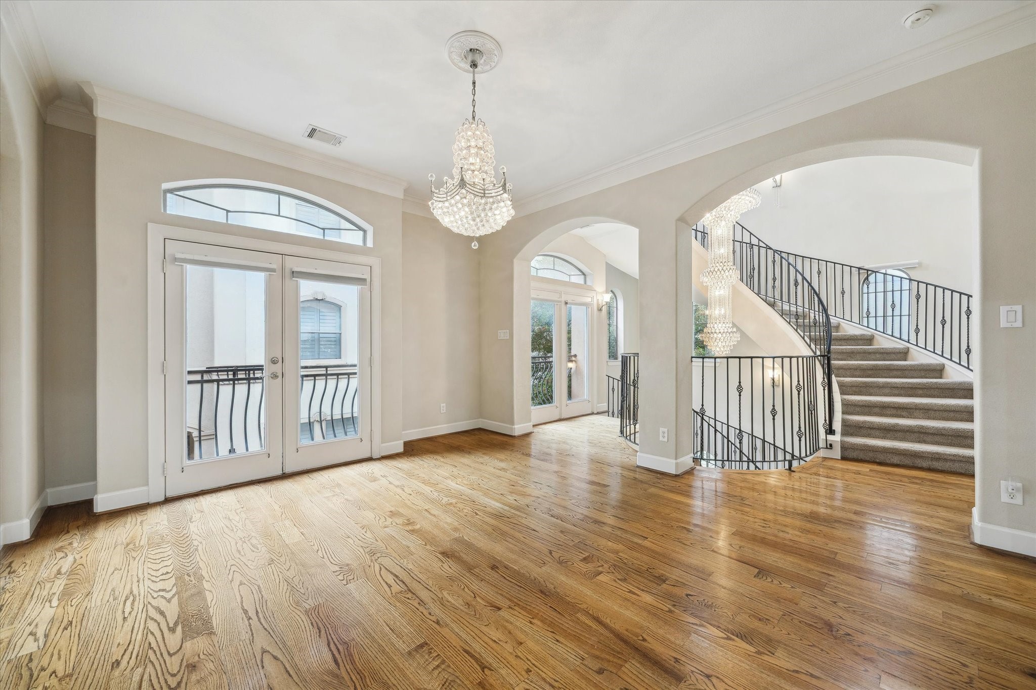 607 Oakley Street, Unit 3 Houston, TX 77006 - Photo 7 of 20