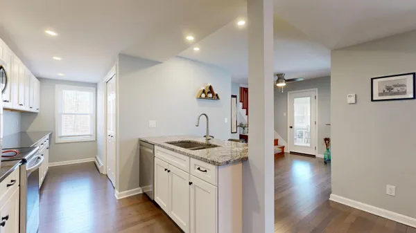 $400,000 | 386 East Avenue, Lewiston, ME 04240