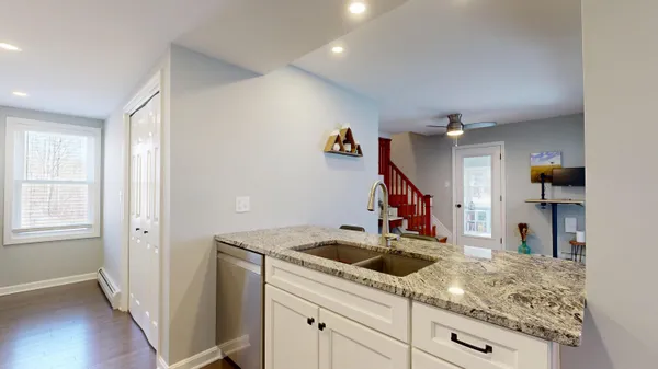 $400,000 | 386 East Avenue, Lewiston, ME 04240