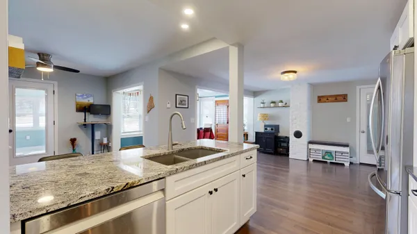 $400,000 | 386 East Avenue, Lewiston, ME 04240