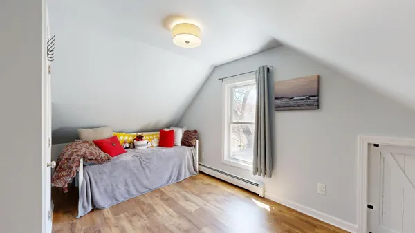$400,000 | 386 East Avenue, Lewiston, ME 04240