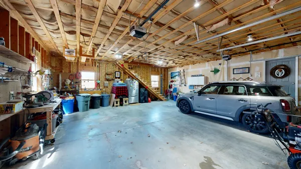 $400,000 | 386 East Avenue, Lewiston, ME 04240