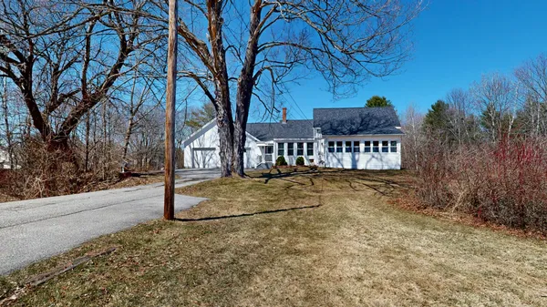 $400,000 | 386 East Avenue, Lewiston, ME 04240