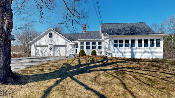 $400,000 | 386 East Avenue, Lewiston, ME 04240