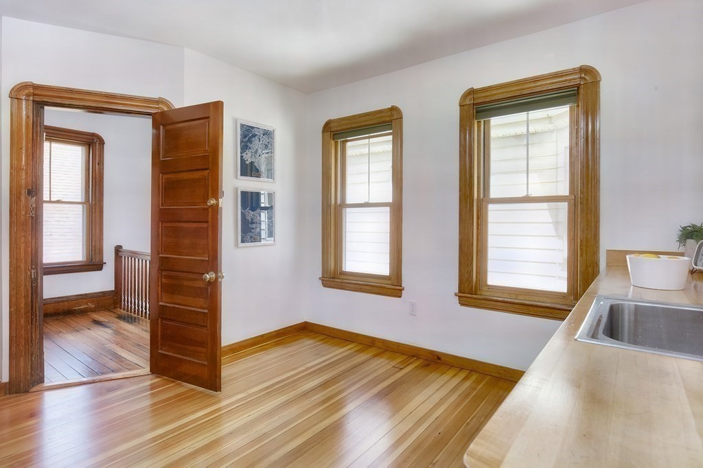 33-35 Gold Star Road Cambridge, MA 02140 - Photo 9 of 31