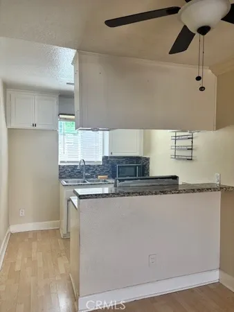 $2,450 | 7035 Woodley Avenue, Van Nuys, CA 91406