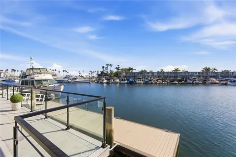 $6,695,000 | 17007 Edgewater Lane, Huntington Beach, CA 92649