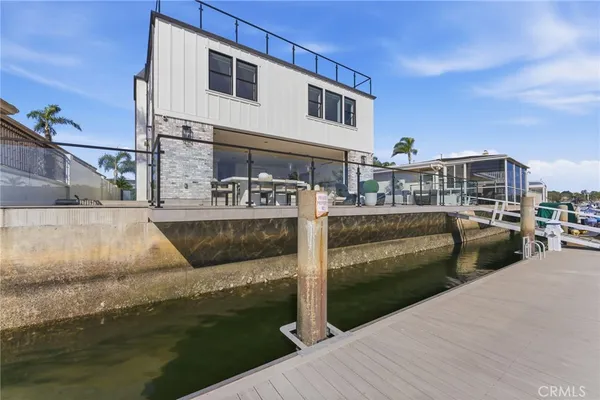 $6,490,000 | 17007 Edgewater Lane, Huntington Beach, CA 92649