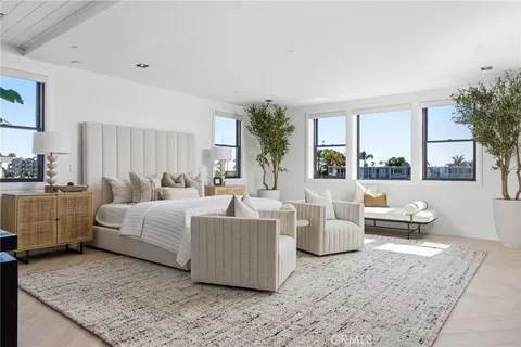 $6,695,000 | 17007 Edgewater Lane, Huntington Beach, CA 92649