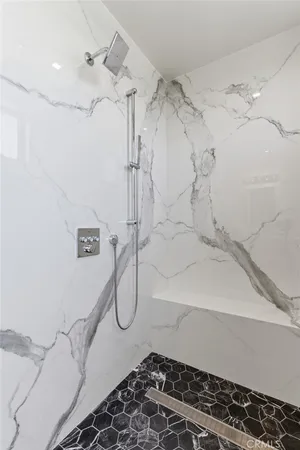 $6,490,000 | 17007 Edgewater Lane, Huntington Beach, CA 92649