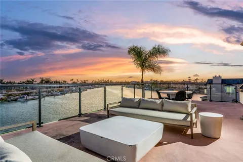 $6,695,000 | 17007 Edgewater Lane, Huntington Beach, CA 92649