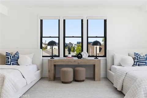 $6,695,000 | 17007 Edgewater Lane, Huntington Beach, CA 92649