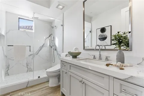 $6,695,000 | 17007 Edgewater Lane, Huntington Beach, CA 92649